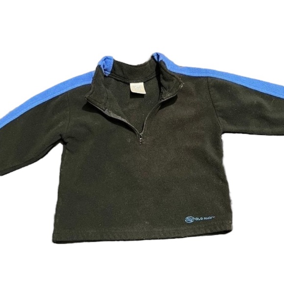 Boys 2 piece Bundle - Sweater and Vest Sz. 12-18 Months - Picture 10 of 10